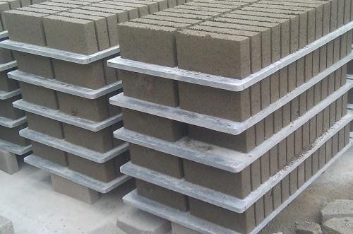 <a href=http://m.fzsjdz.cn/zjtb/ target=_blank class=infotextkey>PVC磚機托板</a>廠家